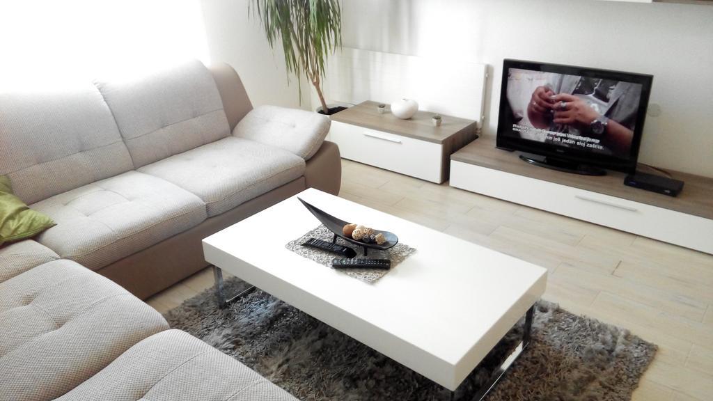 Holiday Home Marsan Pula Bagian luar foto