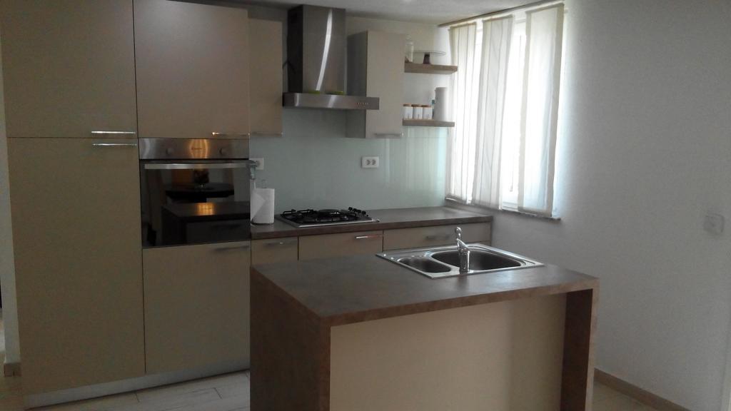 Holiday Home Marsan Pula Bagian luar foto